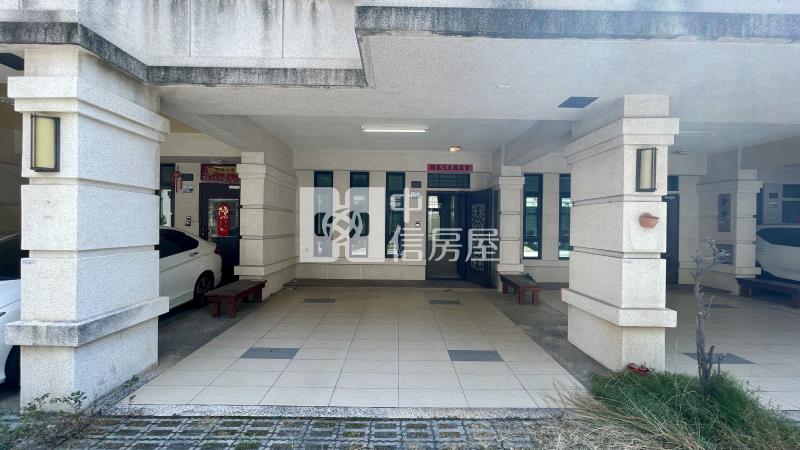 捷運藍線雙車位別墅房屋室內格局與周邊環境