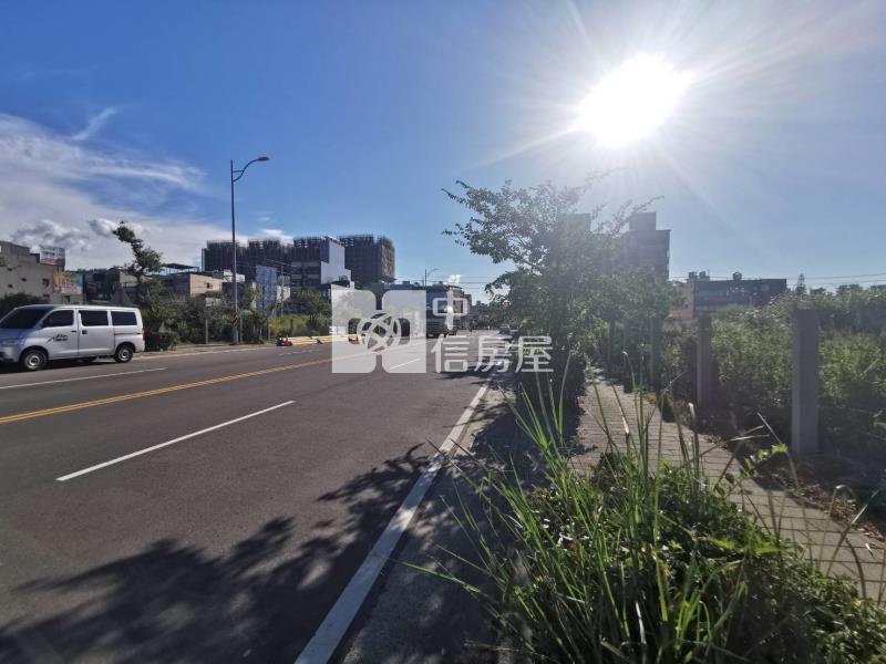 草漯六區20米路美建地房屋室內格局與周邊環境