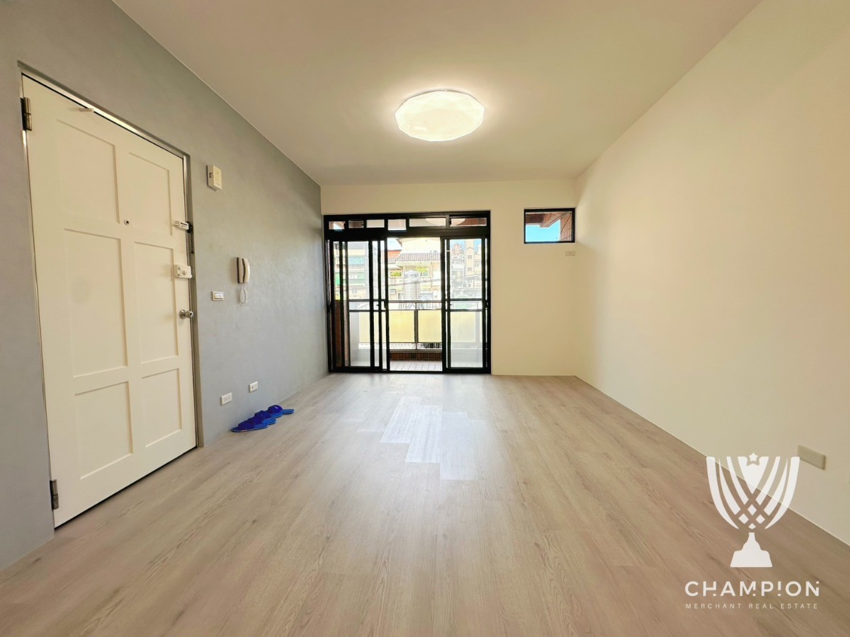 【冠軍】東信路電梯四房房屋室內格局與周邊環境