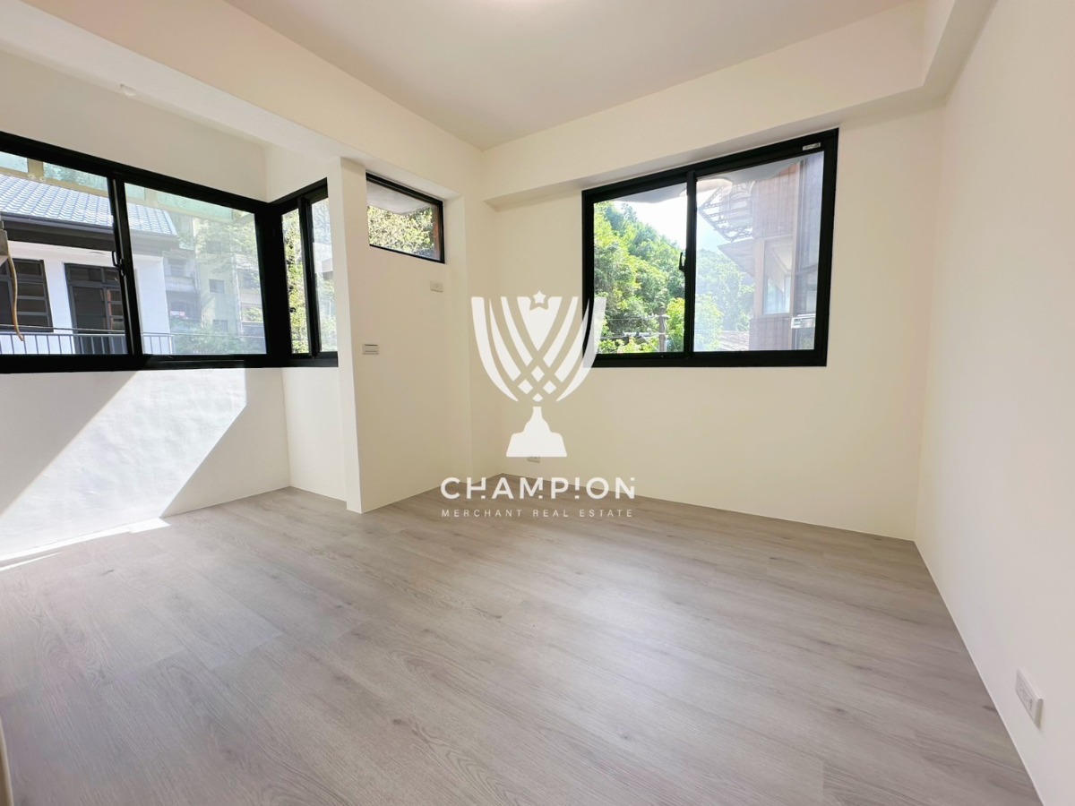 【冠軍】東信路電梯四房房屋室內格局與周邊環境