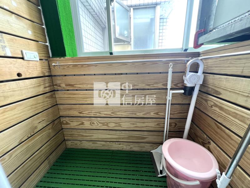 東區近台中火車站精美二房華廈房屋室內格局與周邊環境