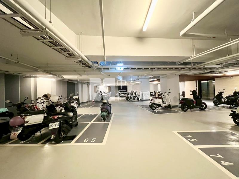 誠美樸真精緻大三房+平車房屋室內格局與周邊環境