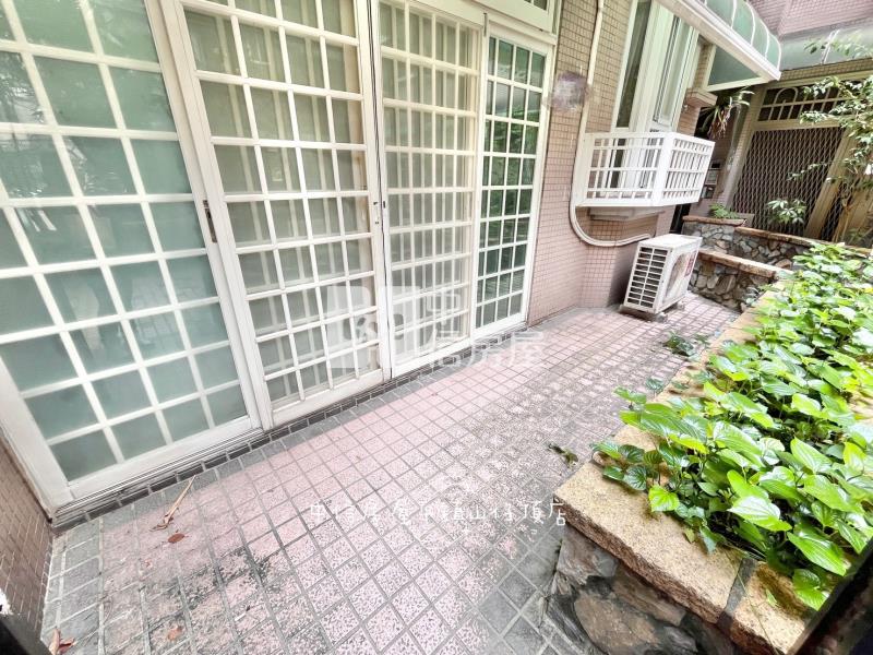 比佛利國家公園三房車房屋室內格局與周邊環境