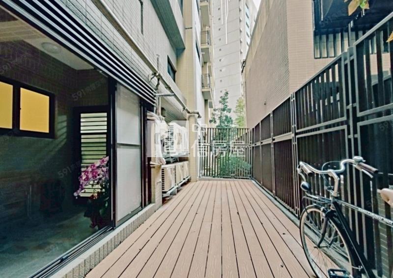 竹城真鶴樓中樓庭院4房車房屋室內格局與周邊環境