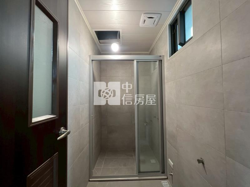 光興全新完工電梯透店房屋室內格局與周邊環境
