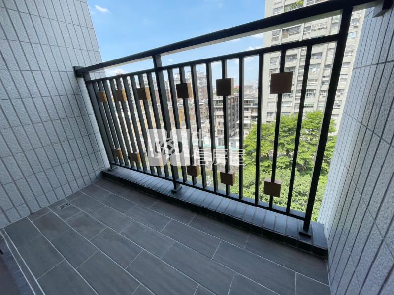泓瑞恆昕全新三房平車美廈房屋室內格局與周邊環境