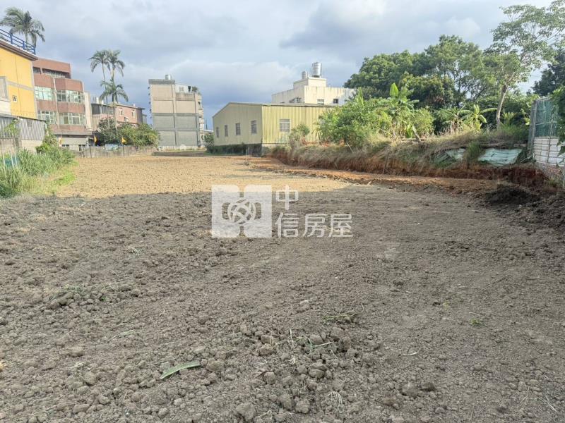 近山仔頂重劃區都計內農地房屋室內格局與周邊環境