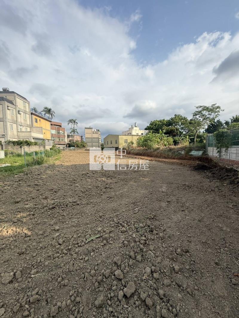 近山仔頂重劃區都計內農地房屋室內格局與周邊環境