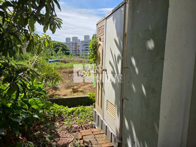 玉山街RC鋼構挑高廠房房屋室內格局與周邊環境