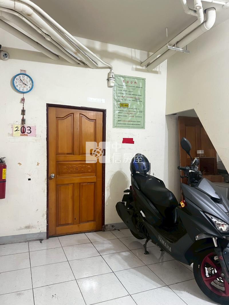 南亞店面+16間套房房屋室內格局與周邊環境