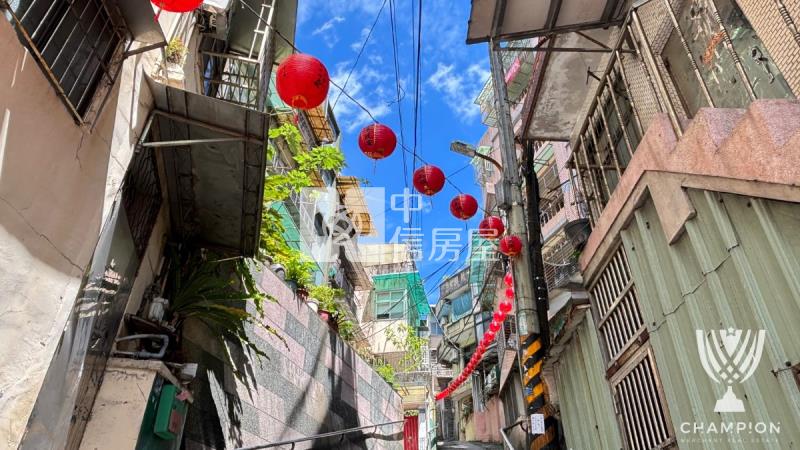 【冠軍】安一路採光通風三房房屋室內格局與周邊環境