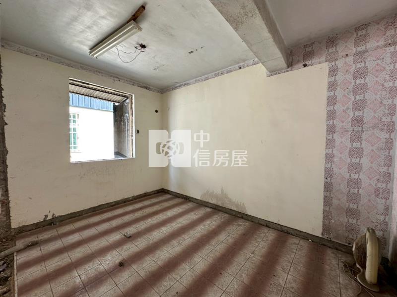 萬能科大超大地坪透天房屋室內格局與周邊環境