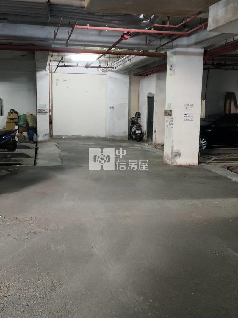 皇上皇3+1房室(送車位)房屋室內格局與周邊環境