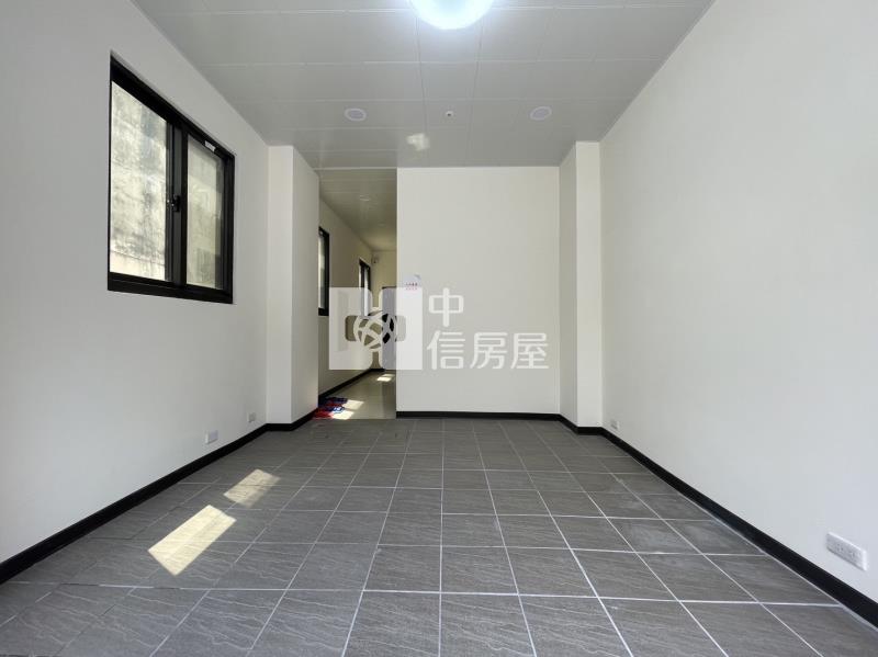 教育大學輕屋齡11間電梯收租透套房屋室內格局與周邊環境