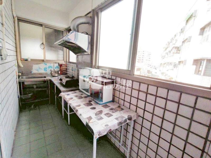 大智街電梯三房房屋室內格局與周邊環境