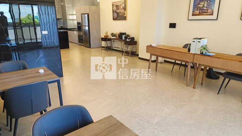 海佃商圈全新電梯四車庫房屋室內格局與周邊環境