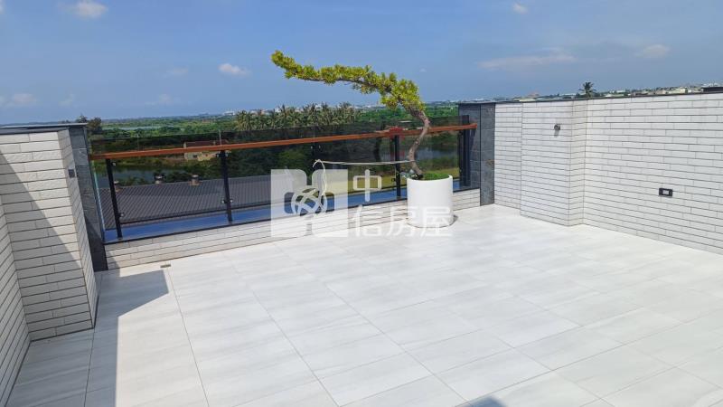 海佃商圈全新電梯四車庫房屋室內格局與周邊環境