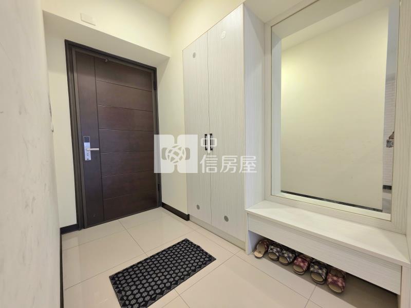 中國醫裕國豐展中高樓層四房平車房屋室內格局與周邊環境