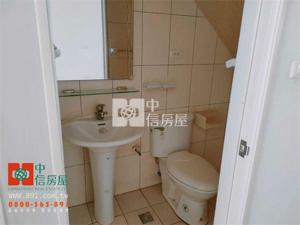 友忠路店面住家房屋室內格局與周邊環境