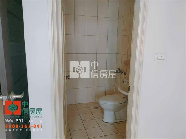 友忠路店面住家房屋室內格局與周邊環境
