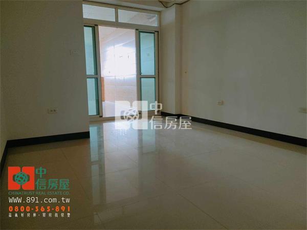 友忠路店面住家房屋室內格局與周邊環境