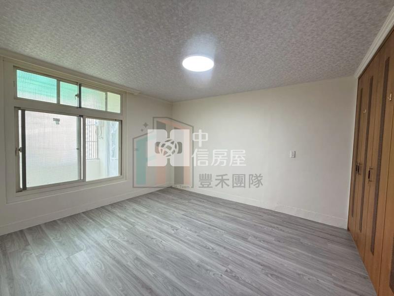 【豐禾】平鎮新光路低總價透天房屋室內格局與周邊環境