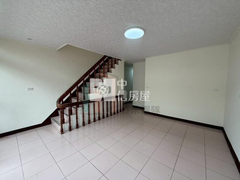 【豐禾】平鎮新光路低總價透天房屋室內格局與周邊環境