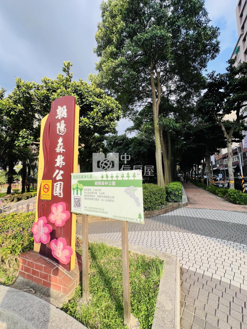 萬坪森林公園低總電梯3房房屋室內格局與周邊環境