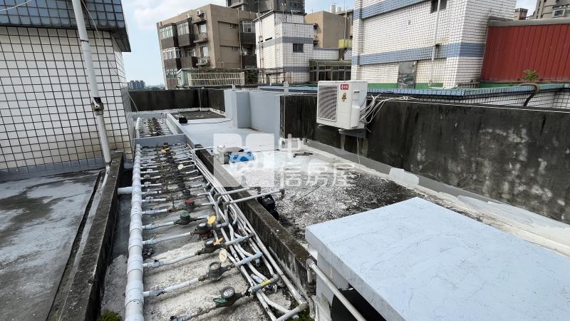 桃園愛買商圈電梯套房房屋室內格局與周邊環境