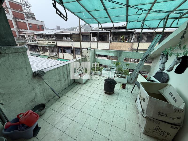西定路公寓房屋室內格局與周邊環境