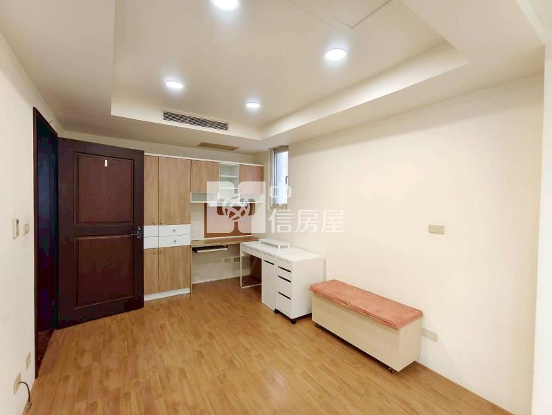 國家藝術園區櫻花巷別墅房屋室內格局與周邊環境