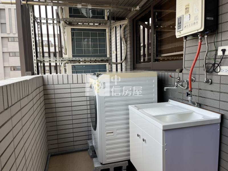 森活學次頂樓三房平車視野戶房屋室內格局與周邊環境