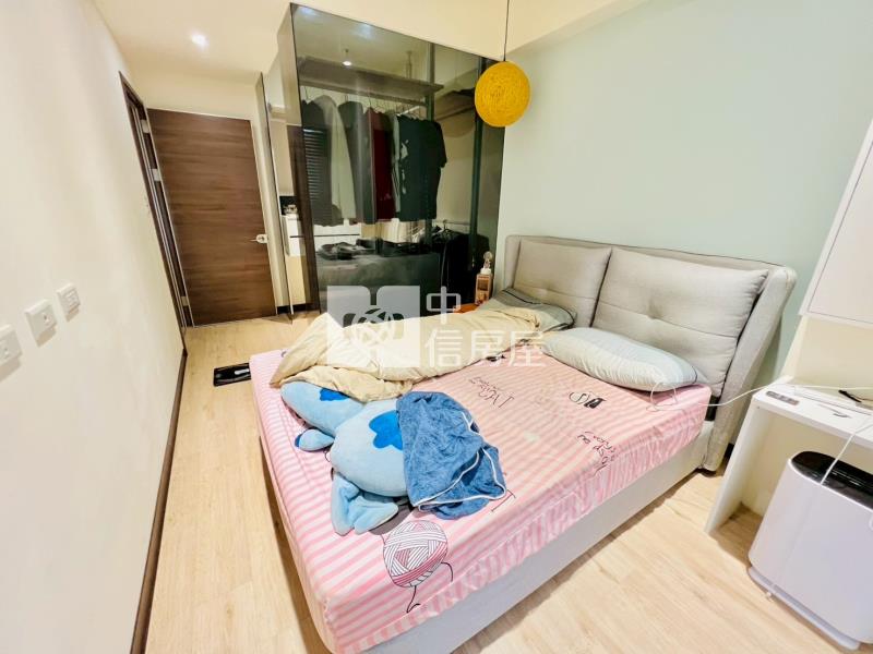 LaLaport五年屋2房電梯平車房屋室內格局與周邊環境