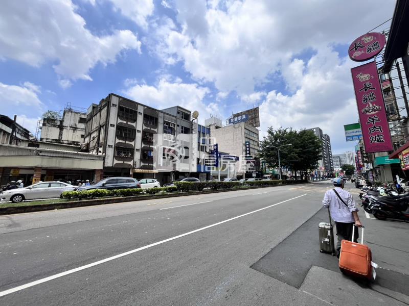 正中清路7.6米面寬金透店房屋室內格局與周邊環境
