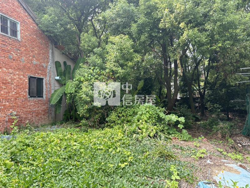 高鐵旁鄰路美建地房屋室內格局與周邊環境