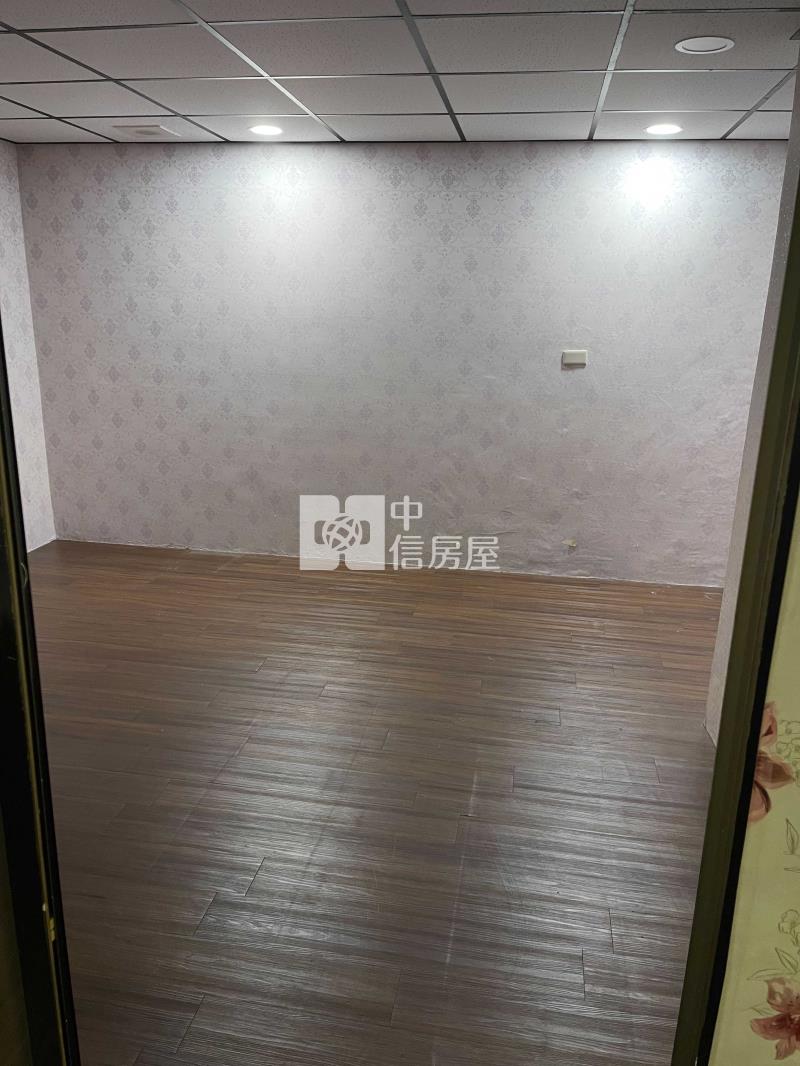 專任-中壢後站金店面房屋室內格局與周邊環境