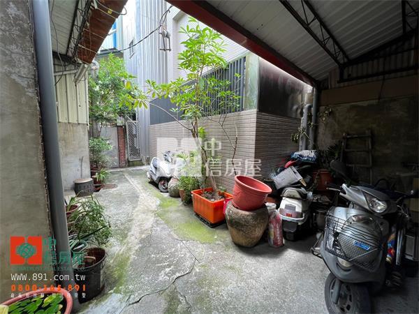 中央公園旁平房住家-891嘉義房地產房屋室內格局與周邊環境