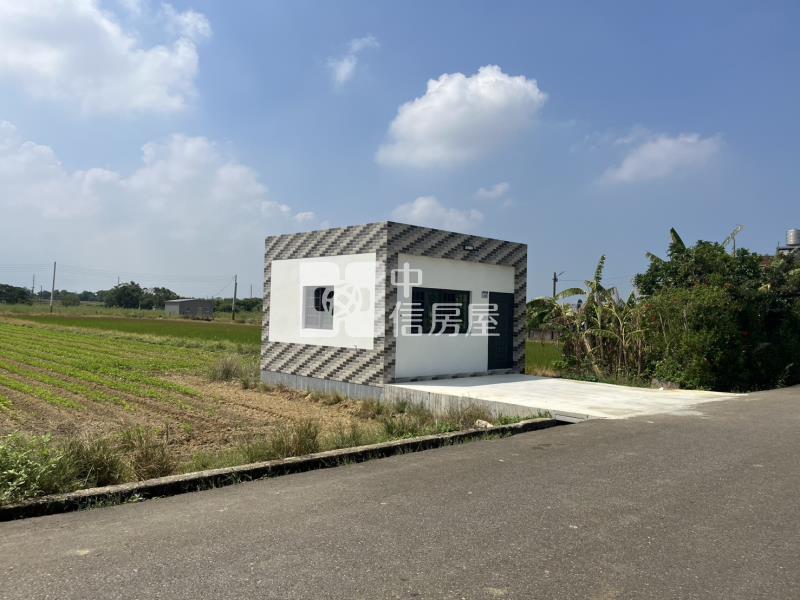 新屋全新合法漂亮資材室美農地房屋室內格局與周邊環境