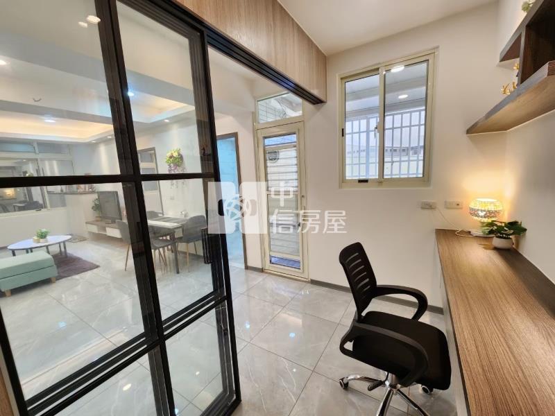 全新整理公寓2+1房房屋室內格局與周邊環境
