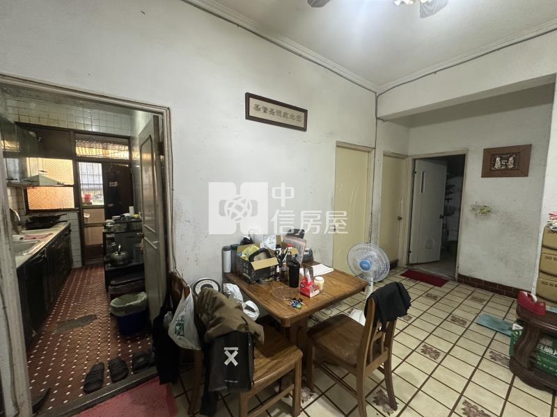 ▲建國新村三房房屋室內格局與周邊環境