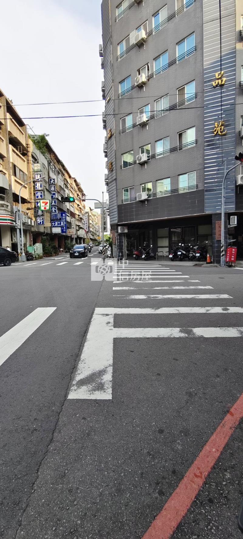 北區篤行商業店面｜買地送建照房屋室內格局與周邊環境