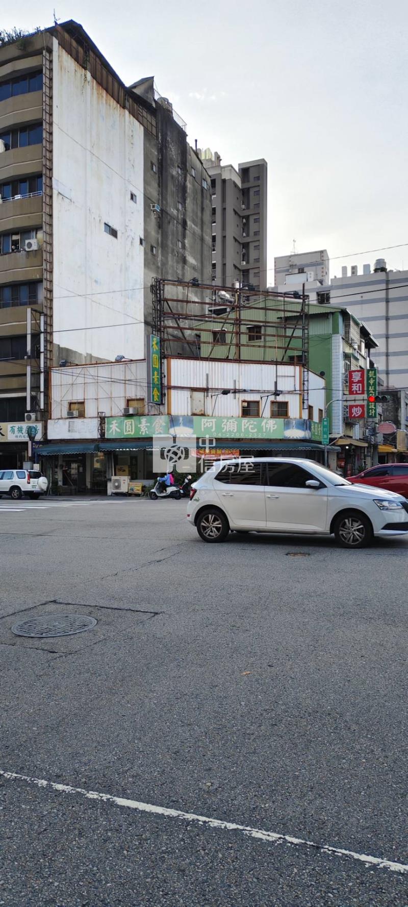 北區篤行商業店面｜買地送建照房屋室內格局與周邊環境