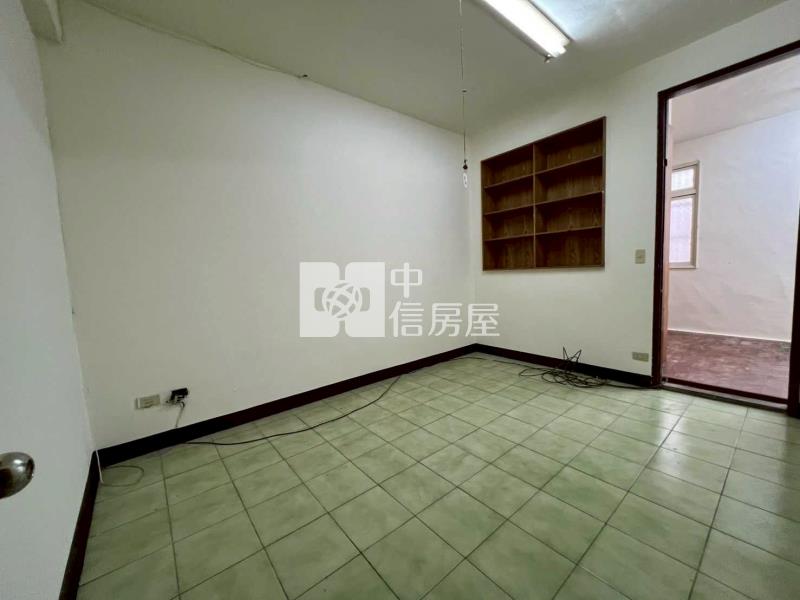 近中壢體育園區透天房屋室內格局與周邊環境