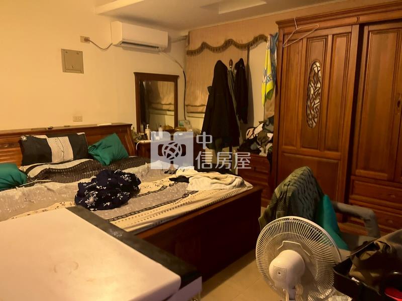 啟英高中透天別墅房屋室內格局與周邊環境