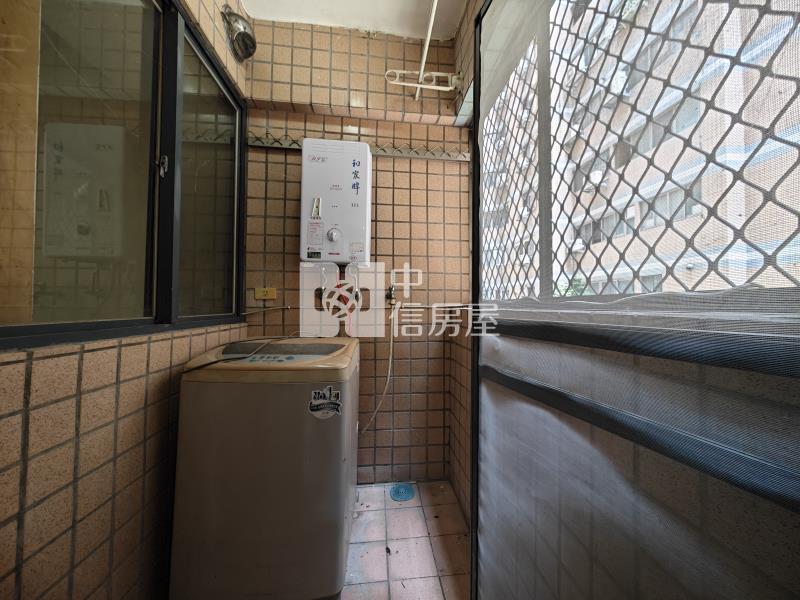 近中山醫院1-3F黃金店面房屋室內格局與周邊環境