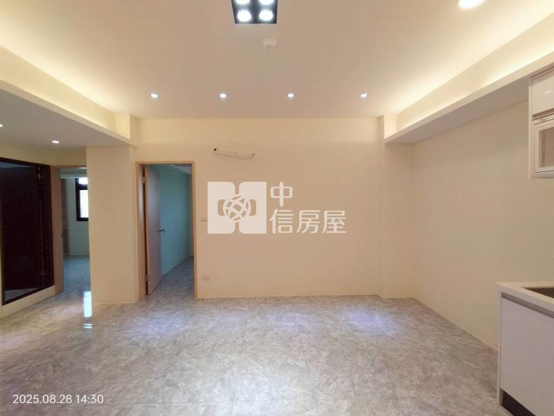 ●中正路時尚電梯三房房屋室內格局與周邊環境