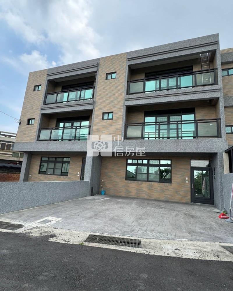 土庫全新8米寬併排雙車別墅房屋室內格局與周邊環境
