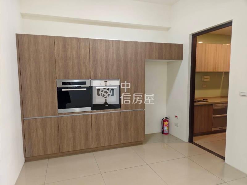 埔心指標性建築華府DC4房雙車位房屋室內格局與周邊環境