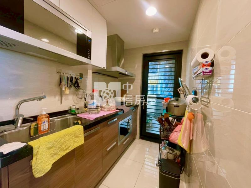 平鎮環南路慕光景觀2+1房房屋室內格局與周邊環境