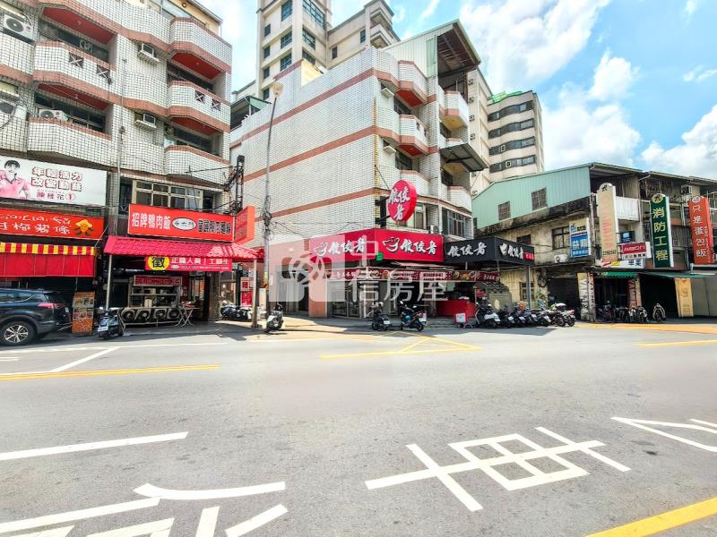 勤益科大*太子三番街*套房房屋室內格局與周邊環境
